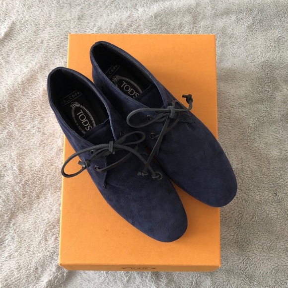 Tod's Shoes - NWT TOD’S Blue Leather Ankle Bootie